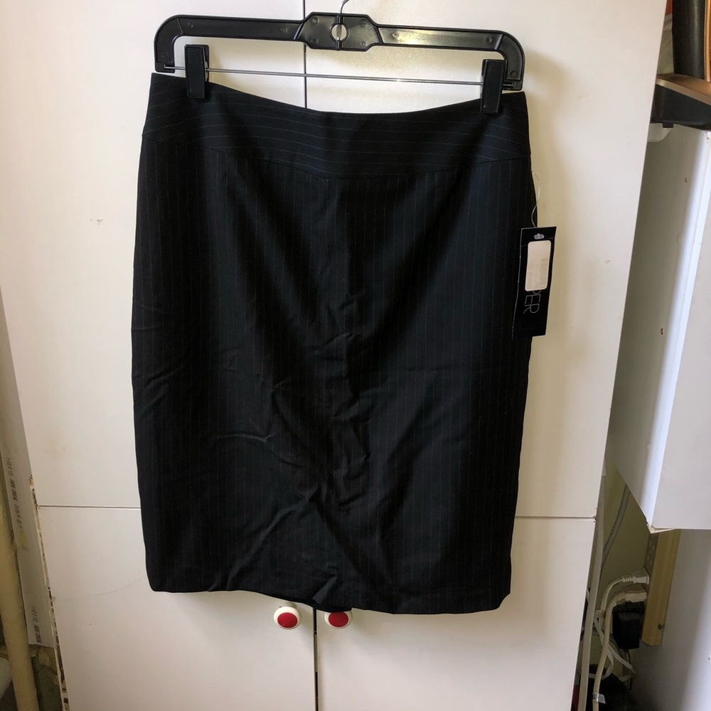 kasper black mid skirt